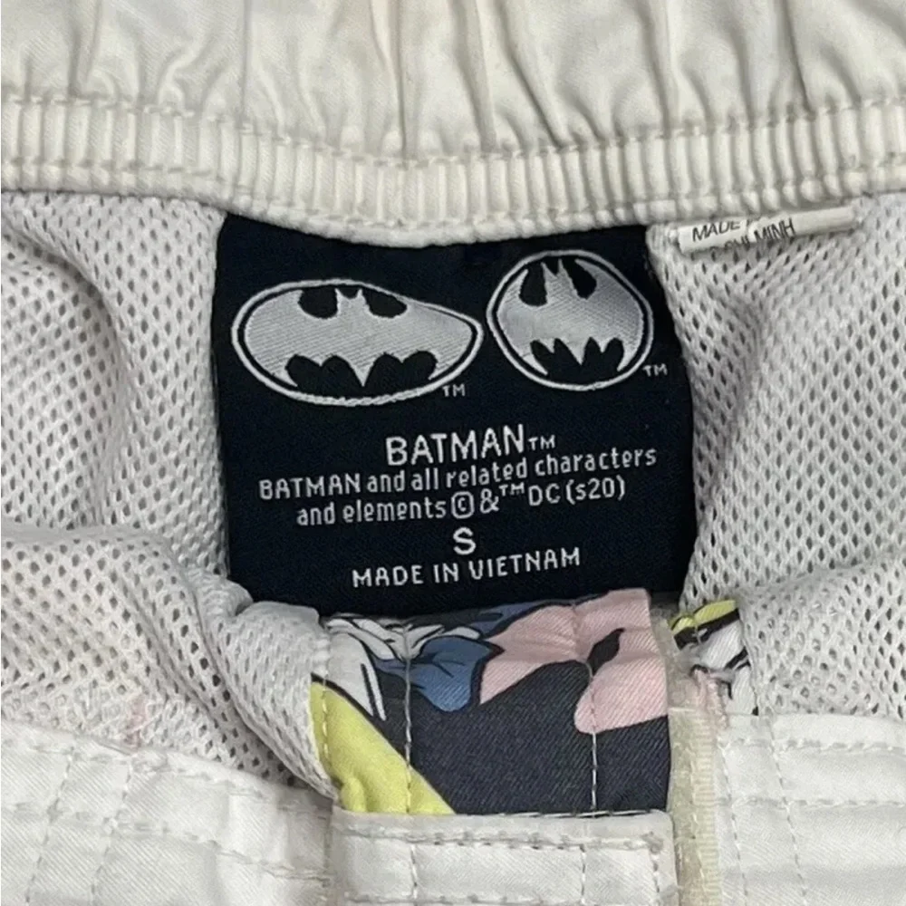 Batman Hawaiian Board Swim Trunk Shorts DC Comics - Picture 3 of 8